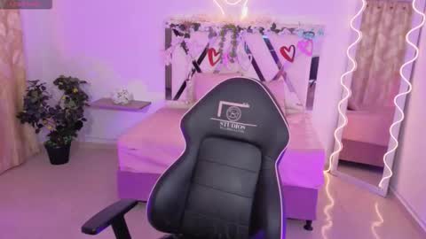 ZURY   online show from November 11, 2025, 11:32 am