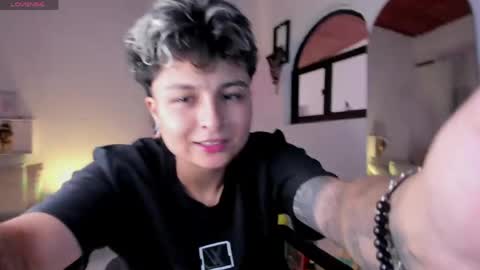 Zury Ramirez online show from May 3, 2026, 8:48 pm