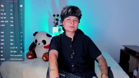 Snapshot of zuryramirez_ chatting on May 24, 2026, 8:36 pm Zury Ramirez online show from May 24, 2026, 8:36 pm