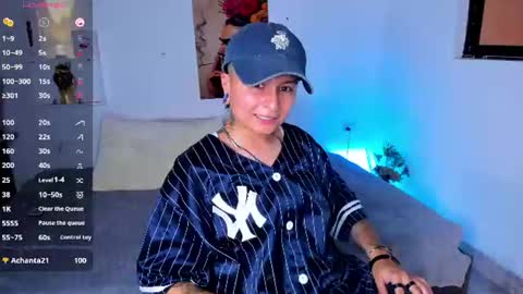 Zury Ramirez online show from June 25, 2026, 11:31 pm
