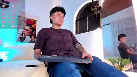 Zury Ramirez online show from July 10, 2026, 12:15 am
