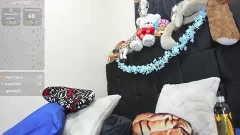 Snapshot of zusan_king_ chatting on July 7, 2026, 7:23 am Im Zusan My schedule is from 1030pm to 430 am colombian time online show from July 7, 2026, 7:23 am