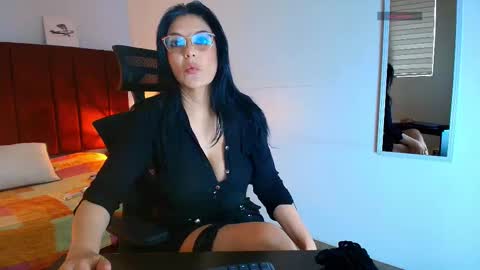 Zuzana21 online show from October 8, 2025, 12:47 pm