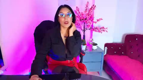 Snapshot of zuzana21 chatting on June 18, 2026, 12:53 pm Zuzana21 online show from June 18, 2026, 12:53 pm