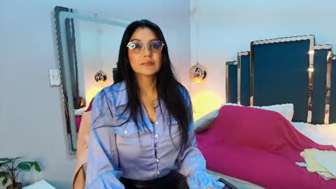 Snapshot of zuzana21 chatting on July 28, 2026, 1:21 pm Zuzana21 online show from July 28, 2026, 1:21 pm