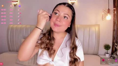 Snapshot of zuzu_sweet chatting on May 19, 2026, 7:20 pm Zara online show from May 19, 2026, 7:20 pm