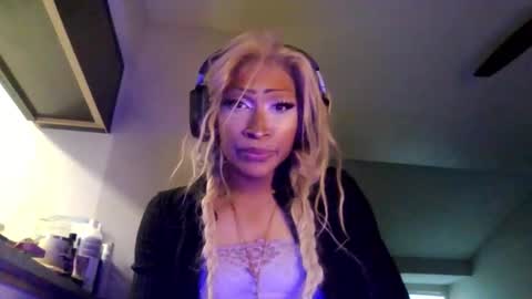 ZYA online show from February 24, 2026, 11:14 pm