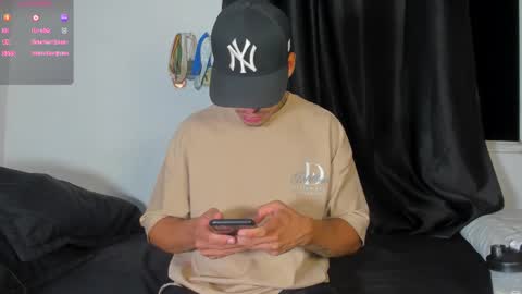 Snapshot of zyongarcia2020 chatting on November 18, 2025, 12:49 am zyon garcia online show from November 18, 2025, 12:49 am