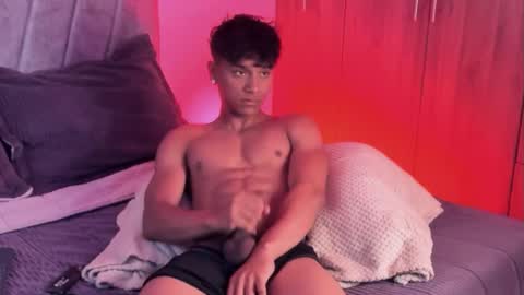 Snapshot of zyzz_1812 chatting on October 1, 2025, 6:03 pm zyzz_1812 online show from October 1, 2025, 6:03 pm