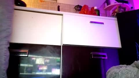 Snapshot of zzarraaa chatting on October 31, 2025, 6:31 pm zzarraaa online show from October 31, 2025, 6:31 pm