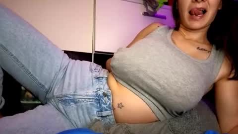 Snapshot of zzarraaa chatting on November 2, 2025, 7:49 pm zzarraaa online show from November 2, 2025, 7:49 pm