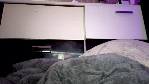 Snapshot of zzarraaa chatting on November 10, 2025, 6:18 pm zzarraaa online show from November 10, 2025, 6:18 pm