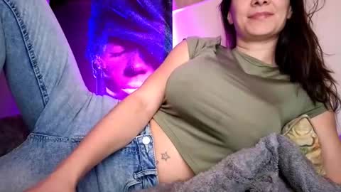 Snapshot of zzarraaa chatting on November 27, 2025, 7:49 pm zzarraaa online show from November 27, 2025, 7:49 pm