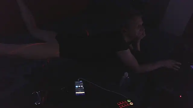 Snapshot of davidgntxxxxx chatting on October 26, 2025, 6:08 am davidgntxxxxx online show from October 26, 2025, 6:08 am