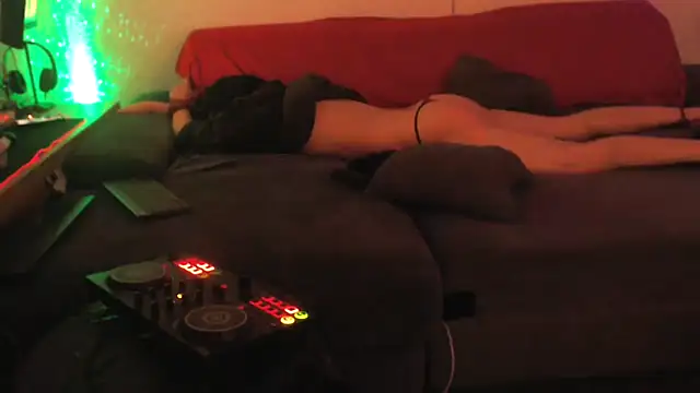 Snapshot of davidgntxxxxx chatting on October 26, 2025, 6:14 pm davidgntxxxxx online show from October 26, 2025, 6:14 pm