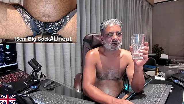 OnlineBossUK online show from June 20, 2026, 8:39 am