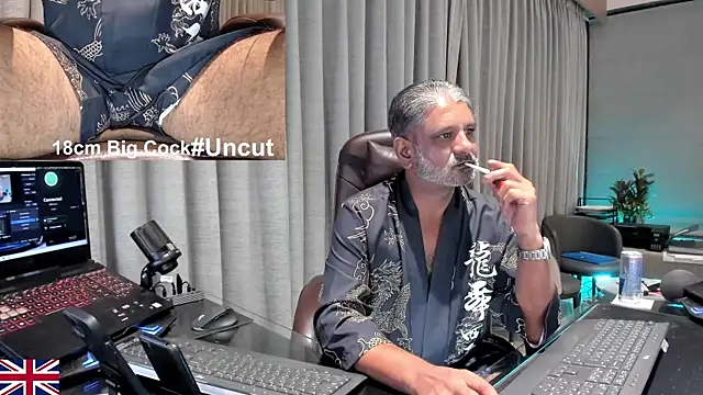 OnlineBossUK online show from July 3, 2026, 7:20 pm