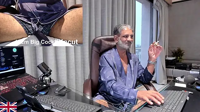 OnlineBossUK online show from July 8, 2026, 12:48 am