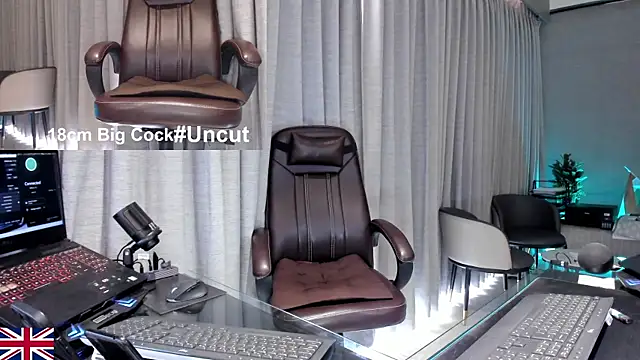 OnlineBossUK online show from July 13, 2026, 2:36 am