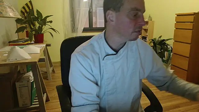 Snapshot of cloupefun chatting on December 7, 2024, 5:59 am cloupefun online show from December 7, 2024, 5:59 am