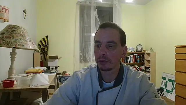 Snapshot of cloupefun chatting on December 16, 2024, 4:55 am cloupefun online show from December 16, 2024, 4:55 am