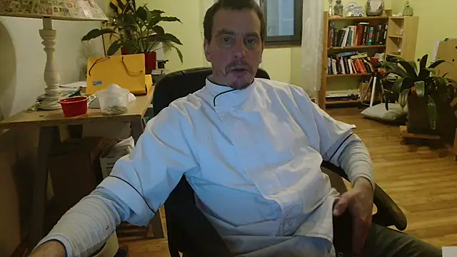 Snapshot of cloupefun chatting on January 10, 2025, 5:15 am cloupefun online show from January 10, 2025, 5:15 am