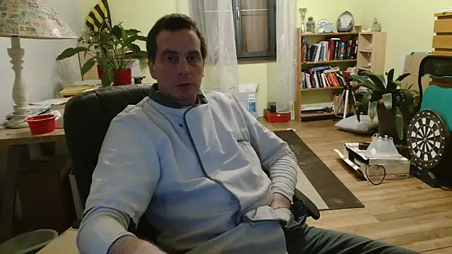 Snapshot of cloupefun chatting on January 15, 2025, 6:01 am cloupefun online show from January 15, 2025, 6:01 am