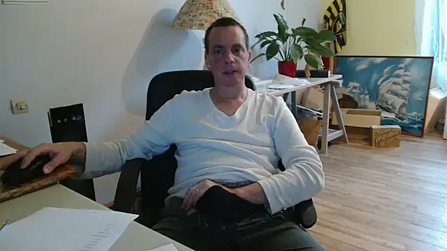 Snapshot of cloupefun chatting on September 29, 2025, 6:07 am cloupefun online show from September 29, 2025, 6:07 am