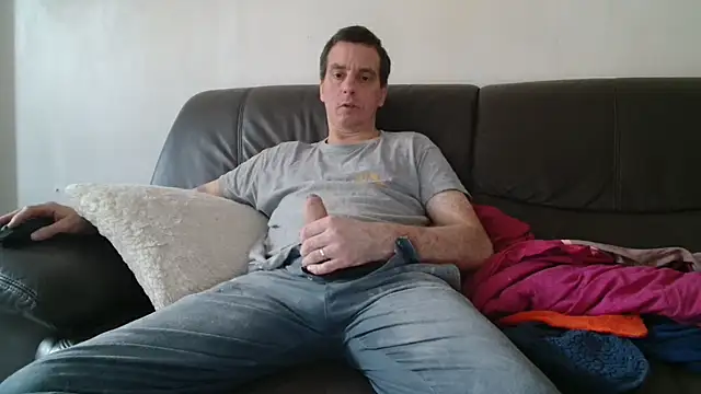 Snapshot of cloupefun chatting on November 13, 2025, 7:51 am cloupefun online show from November 13, 2025, 7:51 am