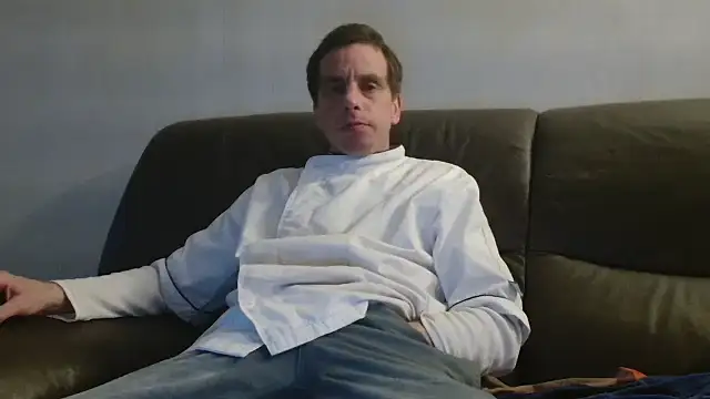 Snapshot of cloupefun chatting on November 19, 2025, 7:30 am cloupefun online show from November 19, 2025, 7:30 am