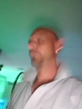 Befkoning37 online show from May 5, 2026, 8:06 pm