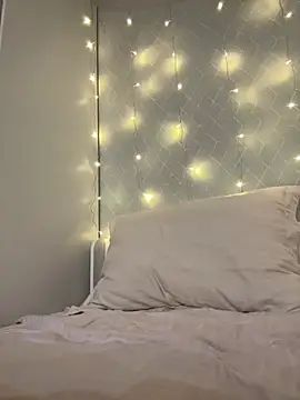 angelmommu online show from February 24, 2026, 2:48 pm