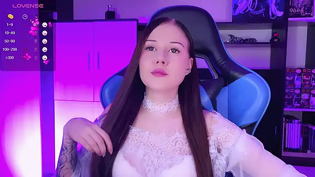 jasminevine online show from December 6, 2024, 8:51 pm