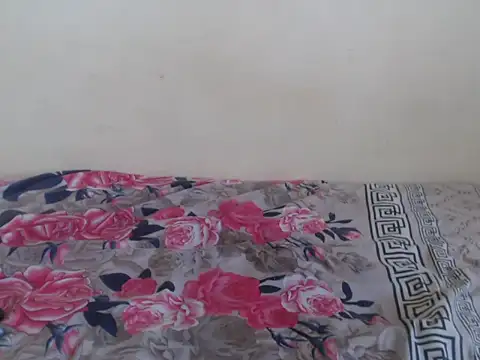 Snapshot of queen__ebony chatting on December 7, 2024, 11:40 am queen ebony online show from December 7, 2024, 11:40 am