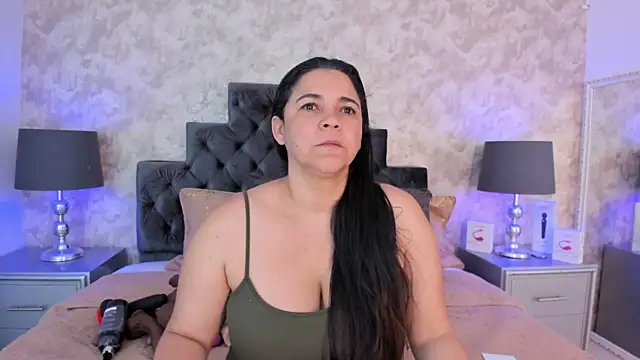Snapshot of elizabeth_coleman chatting on June 19, 2026, 8:45 pm elizabeth coleman online show from June 19, 2026, 8:45 pm