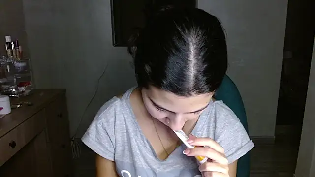 Snapshot of mia__lopez_ chatting on July 4, 2026, 5:24 am mia lopez online show from July 4, 2026, 5:24 am