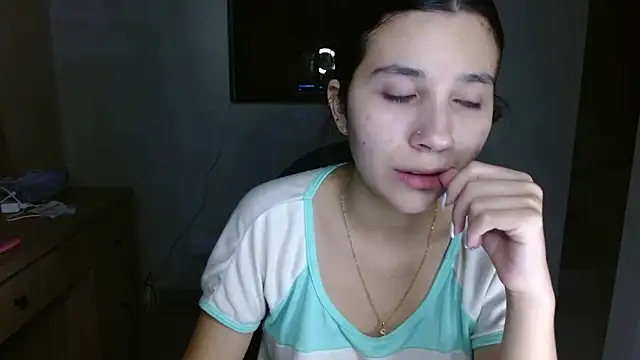 Snapshot of mia__lopez_ chatting on July 30, 2026, 4:22 am mia lopez online show from July 30, 2026, 4:22 am