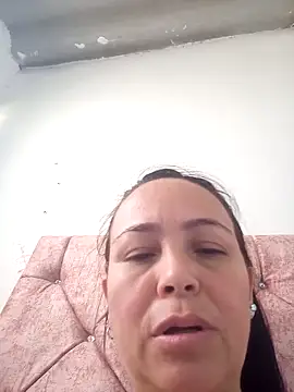 Snapshot of dayan_and_jonny chatting on October 26, 2025, 4:57 pm dayan and jonny online show from October 26, 2025, 4:57 pm