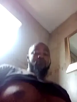 Snapshot of douksm chatting on December 21, 2024, 5:03 am douksm online show from December 21, 2024, 5:03 am