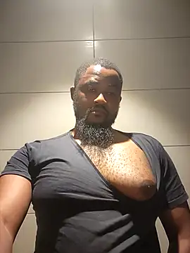 Snapshot of douksm chatting on February 13, 2025, 2:31 pm douksm online show from February 13, 2025, 2:31 pm