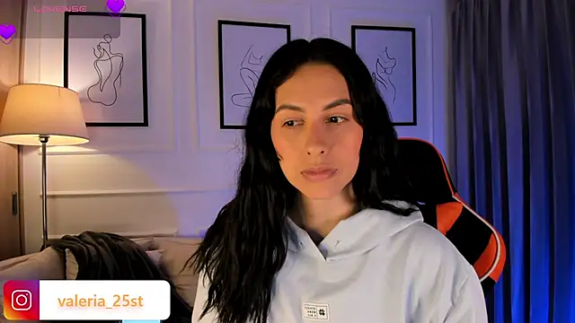 Snapshot of valeriia25_ chatting on March 12, 2025, 11:42 am valeriia25 online show from March 12, 2025, 11:42 am