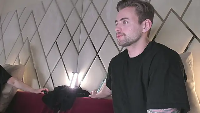 Snapshot of WayneWilson chatting on February 27, 2025, 7:55 am WayneWilson online show from February 27, 2025, 7:55 am