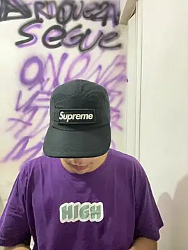 Snapshot of Magosupreme chatting on February 1, 2026, 5:50 am Magosupreme online show from February 1, 2026, 5:50 am