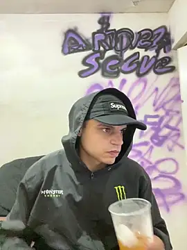 Snapshot of Magosupreme chatting on March 8, 2026, 4:49 am Magosupreme online show from March 8, 2026, 4:49 am