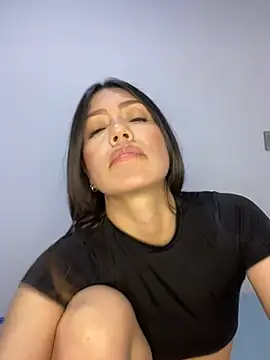 martina contreras online show from December 30, 2024, 6:09 am