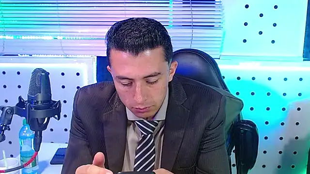 Darko0717 online show from February 2, 2026, 2:27 pm