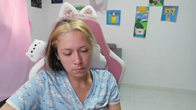 MommyMiaWs online show from February 12, 2026, 2:01 pm