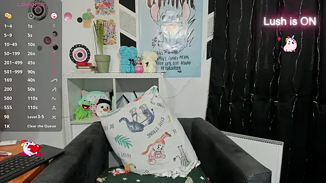 alexysgray online show from December 18, 2024, 2:38 pm