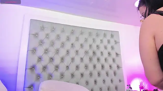 Snapshot of anette_cooper chatting on June 2, 2026, 3:52 am anette cooper online show from June 2, 2026, 3:52 am