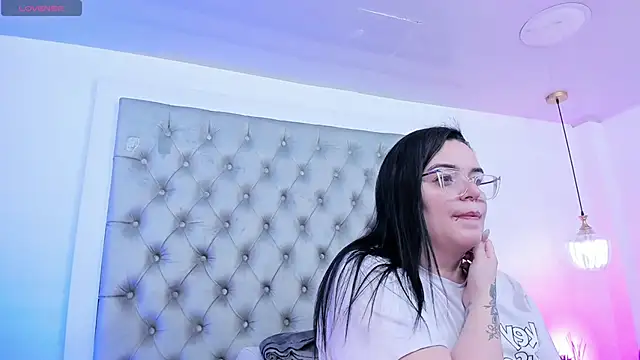 Snapshot of anette_cooper chatting on June 30, 2026, 3:29 am anette cooper online show from June 30, 2026, 3:29 am